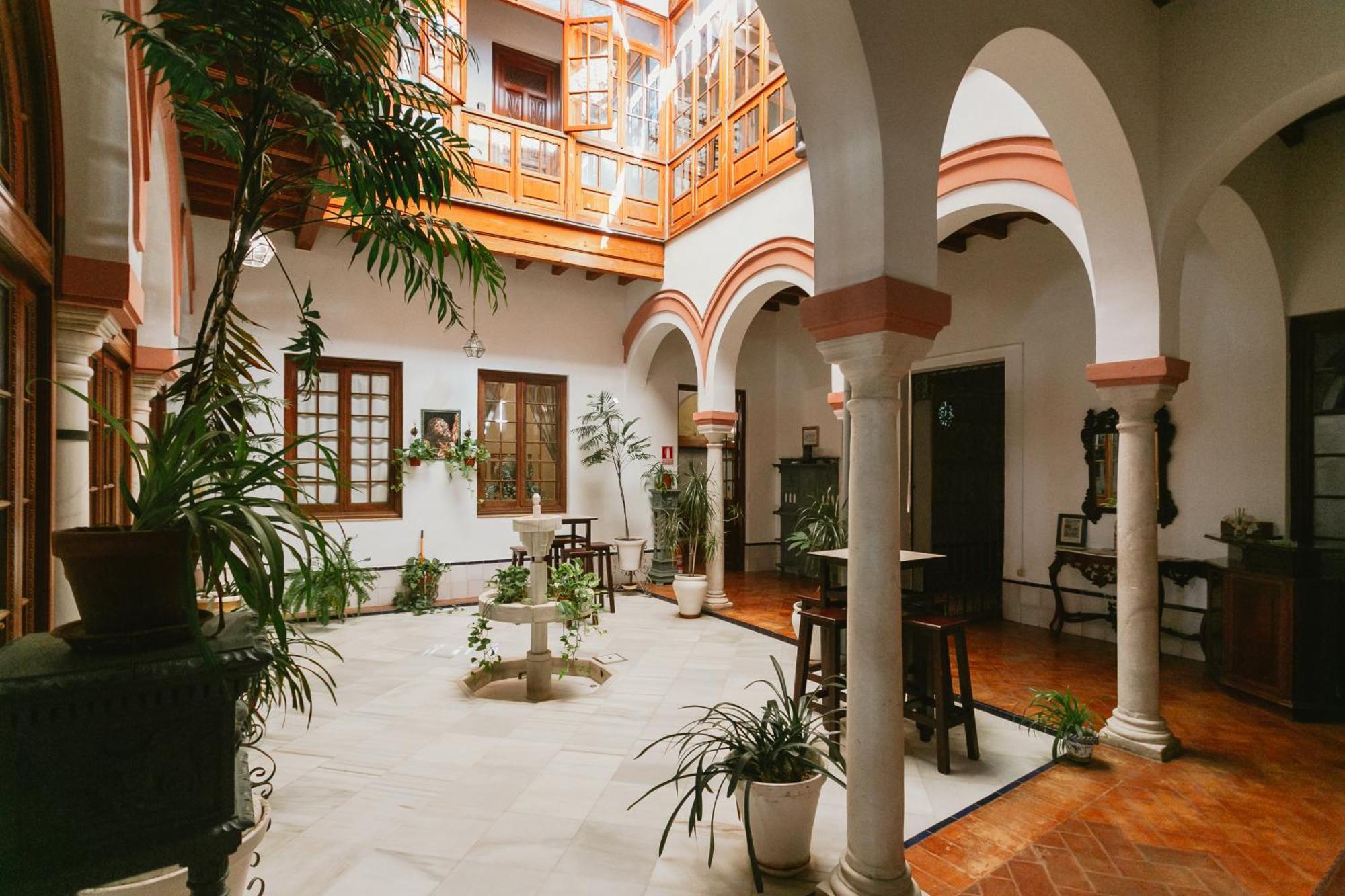 Komodo Casa Maravillas Rooms Sevilla Buitenkant foto