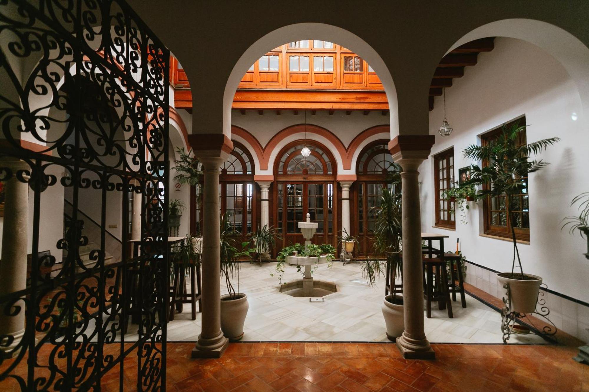 Komodo Casa Maravillas Rooms Sevilla Buitenkant foto